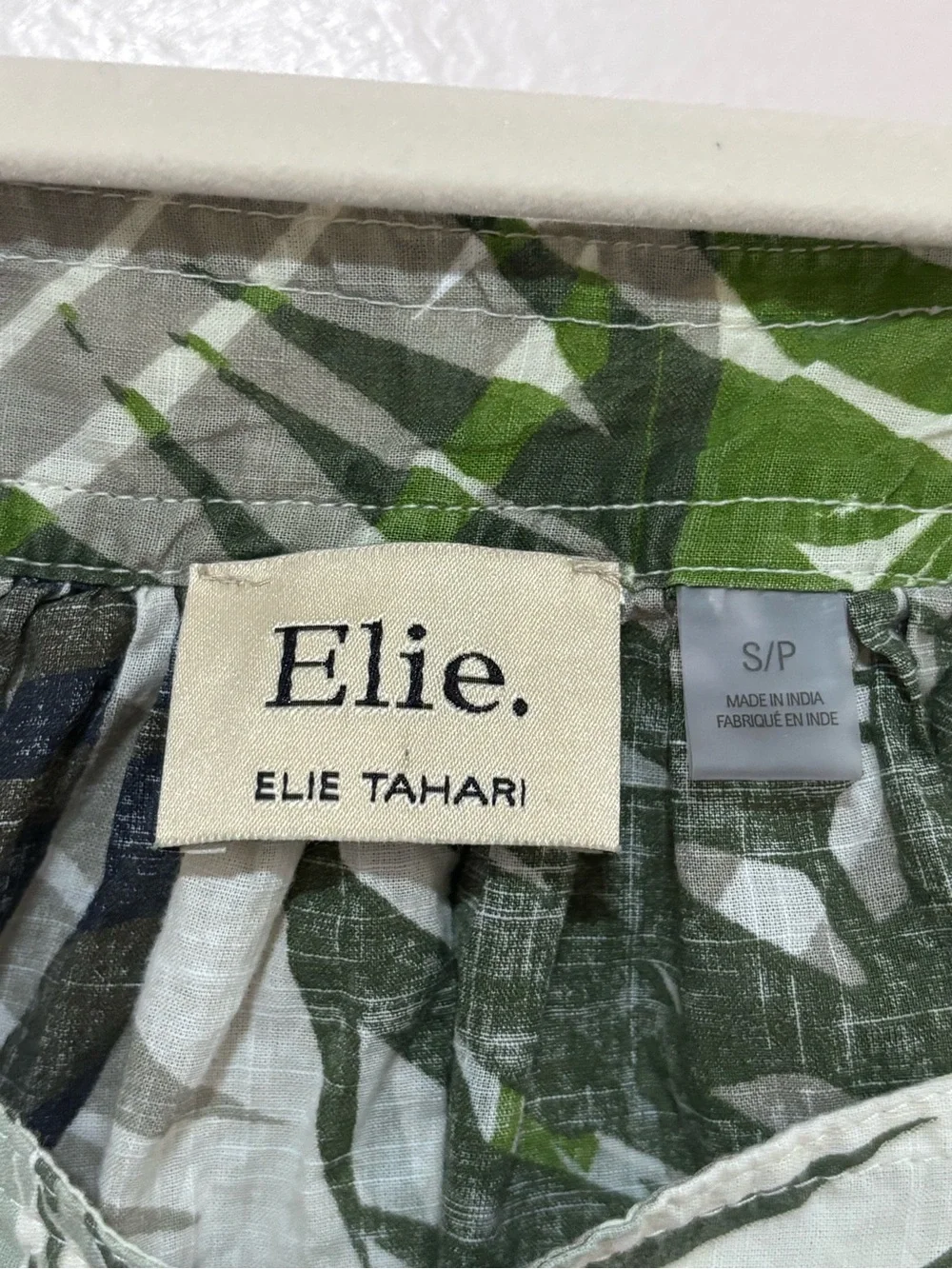 Elie Tahari 100% Cotton Green & White Tropical Leaf Top Resortwear Beach S/P